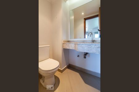 Apartamento para alugar com 120m², 3 quartos e 2 vagas Apartamento para alugar com 120m², 3 quartos e 2 vagasLavabo