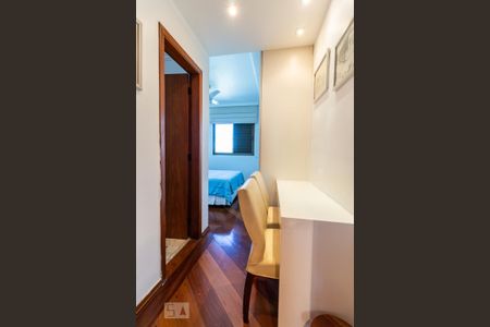 Apartamento para alugar com 120m², 3 quartos e 2 vagas Apartamento para alugar com 120m², 3 quartos e 2 vagasSuíte 2