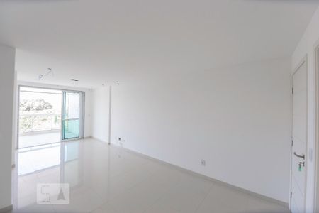 Sala de apartamento para alugar com 3 quartos, 100m² em Recreio dos Bandeirantes, Rio de Janeiro