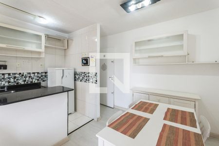 Sala de apartamento para alugar com 2 quartos, 50m² em São Cristóvão, Rio de Janeiro