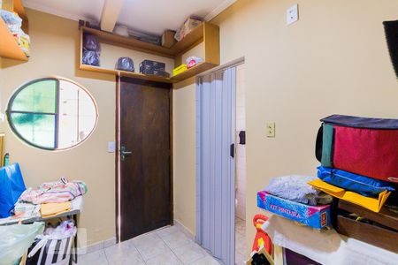 Casa à venda com 340m², 5 quartos e 4 vagas Casa à venda com 340m², 5 quartos e 4 vagasQuarto de Serviço 2