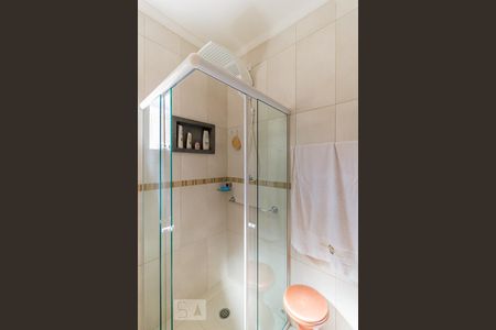 Casa à venda com 340m², 5 quartos e 4 vagas Casa à venda com 340m², 5 quartos e 4 vagasBanheiro da Suíte