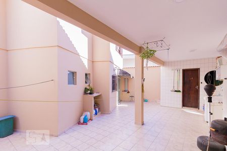 Casa à venda com 340m², 5 quartos e 4 vagas Casa à venda com 340m², 5 quartos e 4 vagasÁrea de Serviço