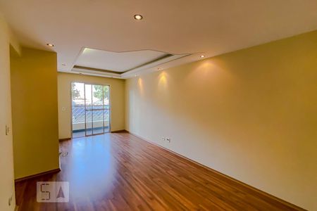 Sala de apartamento para alugar com 3 quartos, 76m² em Chácara Santo Antônio (zona Leste), São Paulo