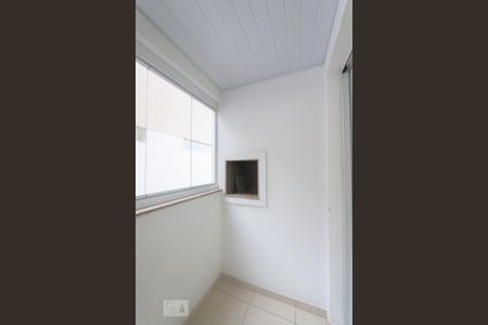 Apartamento para alugar com 72m², 2 quartos e 1 vagaVaranda 