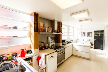 Apartamento à venda com 210m², 4 quartos e 2 vagasCozinha