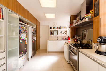 Apartamento à venda com 210m², 4 quartos e 2 vagasCozinha