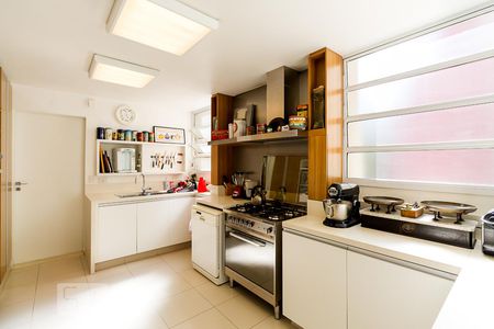 Apartamento à venda com 210m², 4 quartos e 2 vagasCozinha