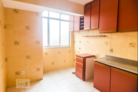 Cozinha de apartamento para alugar com 2 quartos, 130m² em Mont Serrat, Porto Alegre