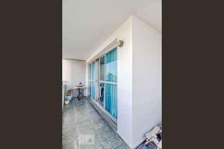 Varanda de apartamento à venda com 4 quartos, 178m² em Vila Uberabinha, São Paulo
