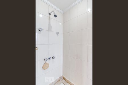 Apartamento à venda com 178m², 4 quartos e 4 vagasBanheiro da primeira suíte