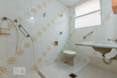 Apartamento à venda com 118m², 4 quartos e 1 vaga Apartamento à venda com 118m², 4 quartos e 1 vagaBanheiro Quarto 4 Suíte