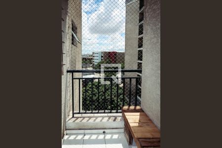 Apartamento à venda com 65m², 3 quartos e 1 vaga Apartamento à venda com 65m², 3 quartos e 1 vagaVaranda