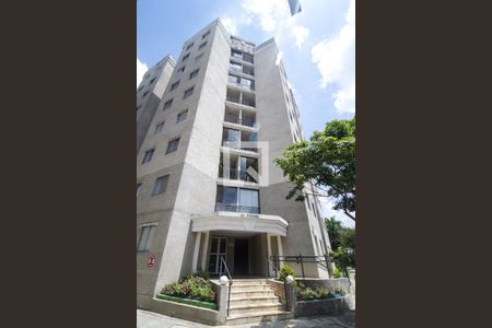 Apartamento à venda com 65m², 3 quartos e 1 vaga Apartamento à venda com 65m², 3 quartos e 1 vagaFachada
