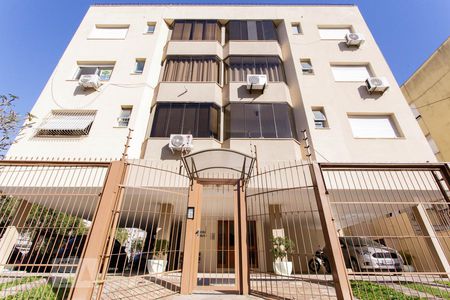Apartamento para alugar com 75m², 2 quartos e 2 vagas Apartamento para alugar com 75m², 2 quartos e 2 vagasFachada