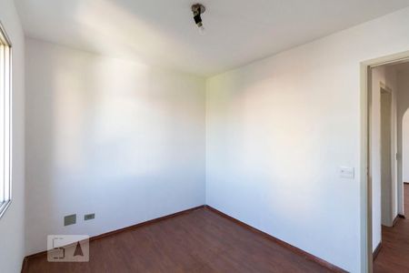 Apartamento à venda com 70m², 3 quartos e 1 vagaQuarto 2