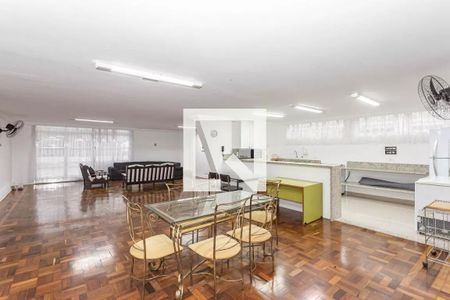 Apartamento à venda com 132m², 3 quartos e 1 vagaSalão de festas