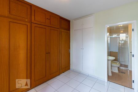 Quarto de apartamento para alugar com 1 quarto, 49m² em Centro, Campinas