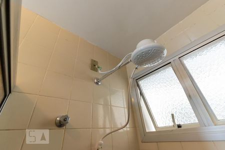 Banheiro de apartamento para alugar com 1 quarto, 49m² em Centro, Campinas