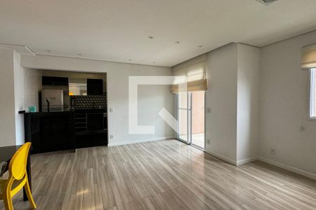 Sala de apartamento para alugar com 2 quartos, 74m² em Jardim Tupanci, Barueri