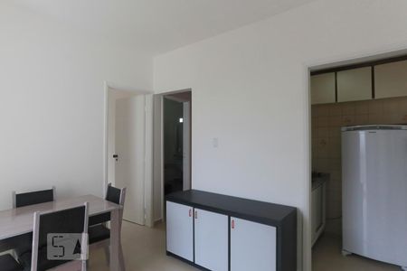 Apartamento para alugar com 34m², 1 quarto e 1 vagaSala