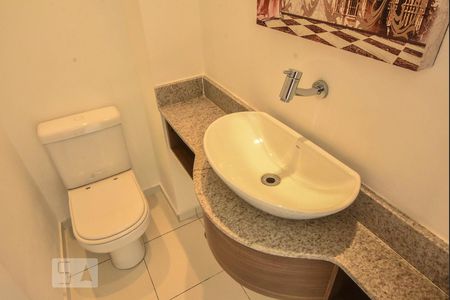Lavabo de apartamento para alugar com 3 quartos, 123m² em Vila Congonhas, São Paulo