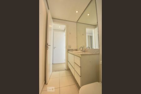 Apartamento para alugar com 123m², 3 quartos e 2 vagas Apartamento para alugar com 123m², 3 quartos e 2 vagasBanheiro 02