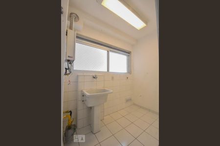 Apartamento para alugar com 123m², 3 quartos e 2 vagas Apartamento para alugar com 123m², 3 quartos e 2 vagasLavanderia