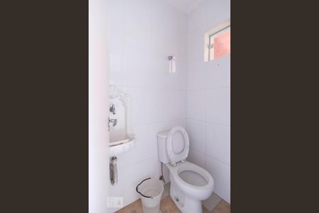 Casa à venda com 245m², 4 quartos e 4 vagasBanheiro Garagem