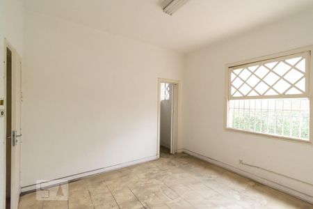 Casa para alugar com 120m², 2 quartos e 2 vagasQuarto 1