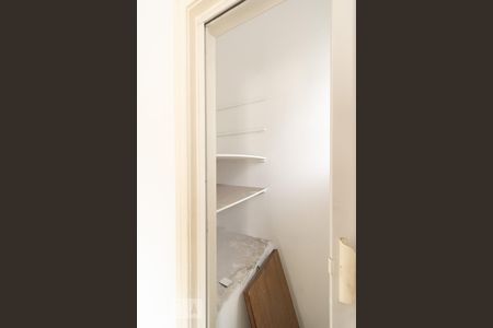 Casa para alugar com 120m², 2 quartos e 2 vagasQuarto 1 Armário