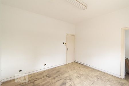 Casa para alugar com 120m², 2 quartos e 2 vagasQuarto 1