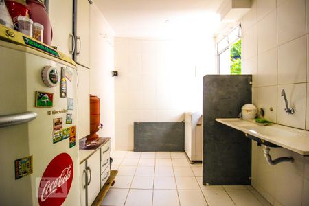Apartamento para alugar com 50m², 2 quartos e 1 vaga Apartamento para alugar com 50m², 2 quartos e 1 vagaCozinha e Área de Serviço