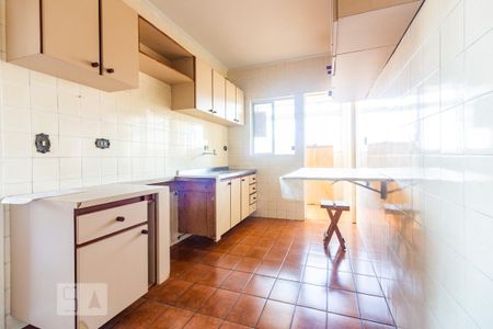 Cozinha de apartamento à venda com 3 quartos, 68m² em Bela Vista, Osasco