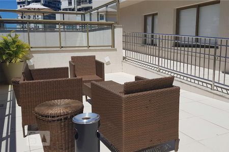 Apartamento à venda com 90m², 2 quartos e 1 vagaÁrea comum 