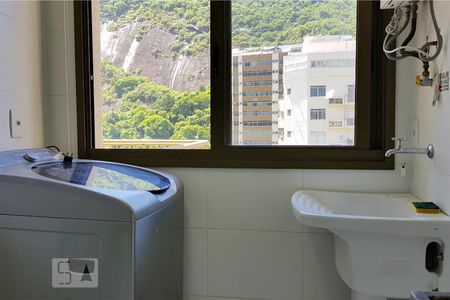 Apartamento à venda com 90m², 2 quartos e 1 vagaÁrea de Serviço