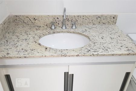 Apartamento à venda com 90m², 2 quartos e 1 vagaBanheiro da Suíte 2