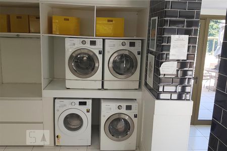 Apartamento à venda com 90m², 2 quartos e 1 vagaÁrea comum - Lavanderia