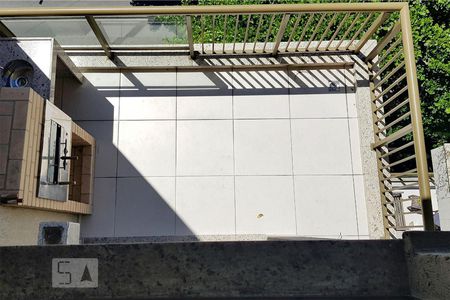 Apartamento à venda com 90m², 2 quartos e 1 vagaVaranda