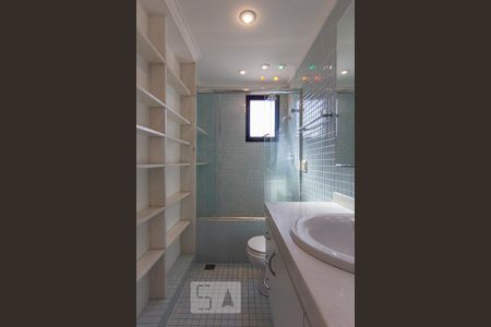 Apartamento para alugar com 67m², 2 quartos e 1 vagaBanheiro da Suíte