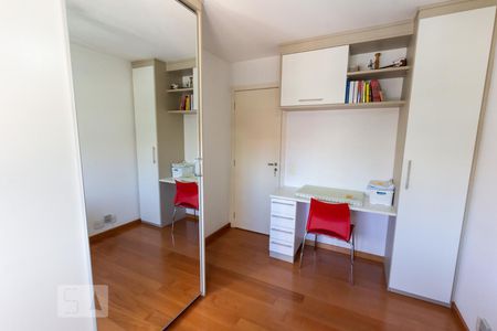 Apartamento para alugar com 160m², 4 quartos e 2 vagasQuarto 2