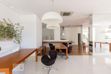 Apartamento para alugar com 160m², 4 quartos e 2 vagasÁrea Comum Salão de Festa