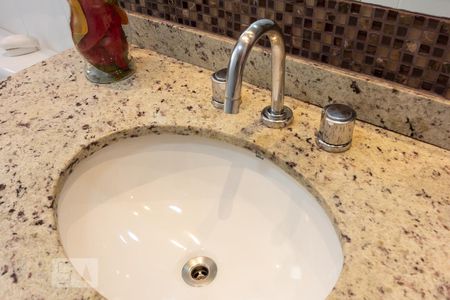 Apartamento para alugar com 160m², 4 quartos e 2 vagasBanheiro Pia