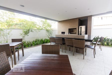 Apartamento para alugar com 50m², 2 quartos e 1 vaga Apartamento para alugar com 50m², 2 quartos e 1 vagaÁrea comum - Churrasqueira