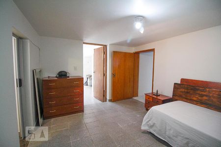 Casa à venda com 300m², 4 quartos e 6 vagasSuíte 3