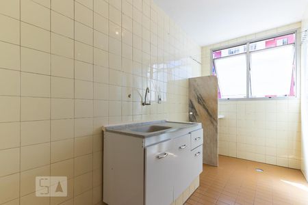 Cozinha de apartamento à venda com 1 quarto, 35m² em Botafogo, Campinas