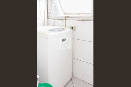 Apartamento para alugar com 65m², 2 quartos e 1 vagaÁrea de Serviço