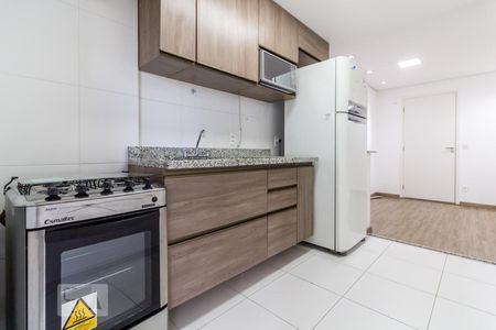 Cozinha de apartamento para alugar com 1 quarto, 41m² em Alphaville Industrial, Barueri