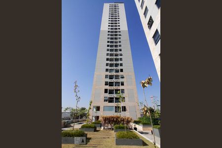 Apartamento para alugar com 70m², 2 quartos e 1 vaga Apartamento para alugar com 70m², 2 quartos e 1 vagaFachada