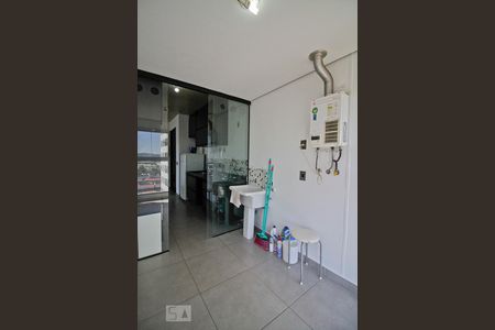 Apartamento para alugar com 70m², 2 quartos e 1 vaga Apartamento para alugar com 70m², 2 quartos e 1 vagaÁrea de Serviço
